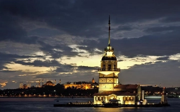 Kız Kulesi Tarihi ve Hikayesi